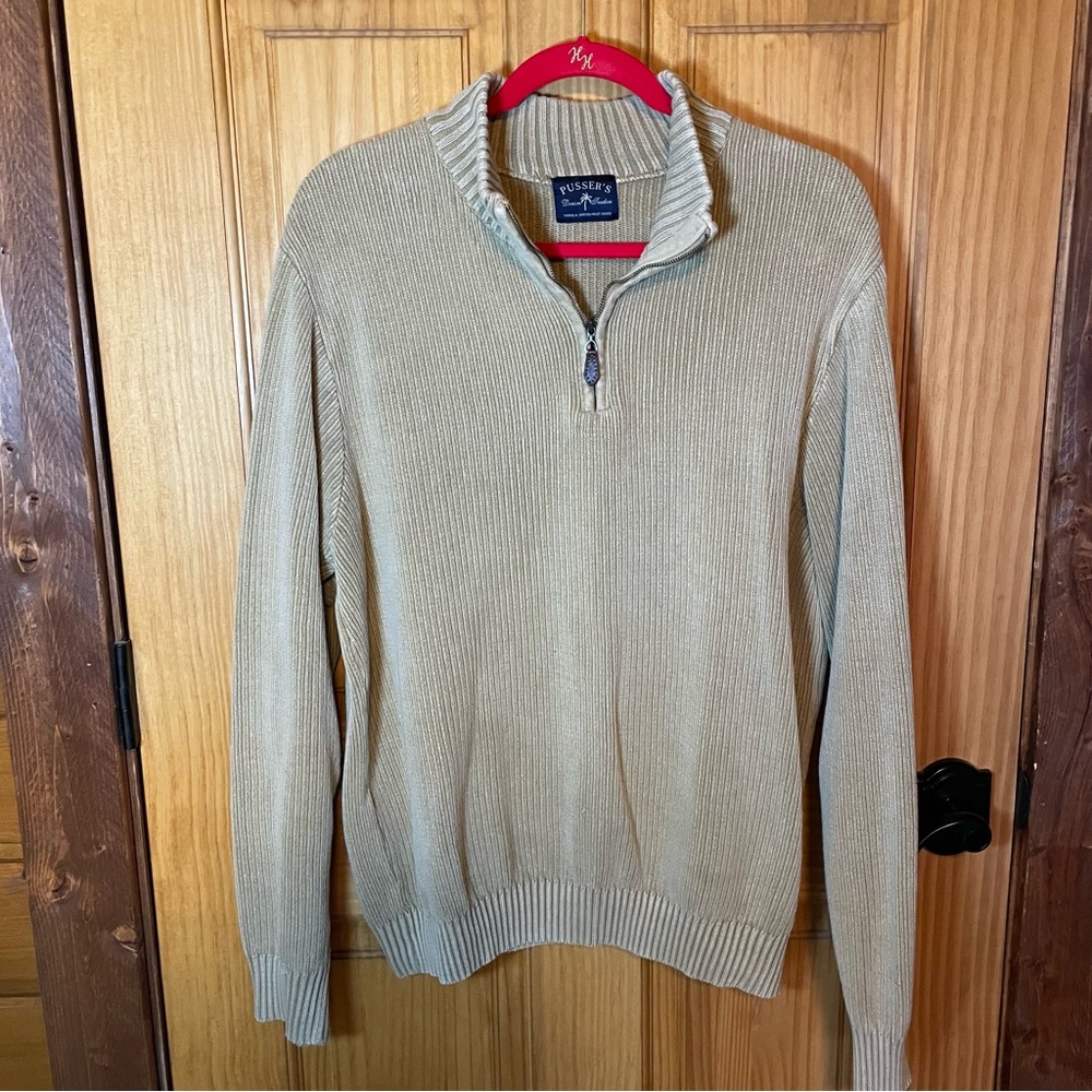 Men’s Vintage Size Medium Pusser’s West Indies Gold colored Sweater